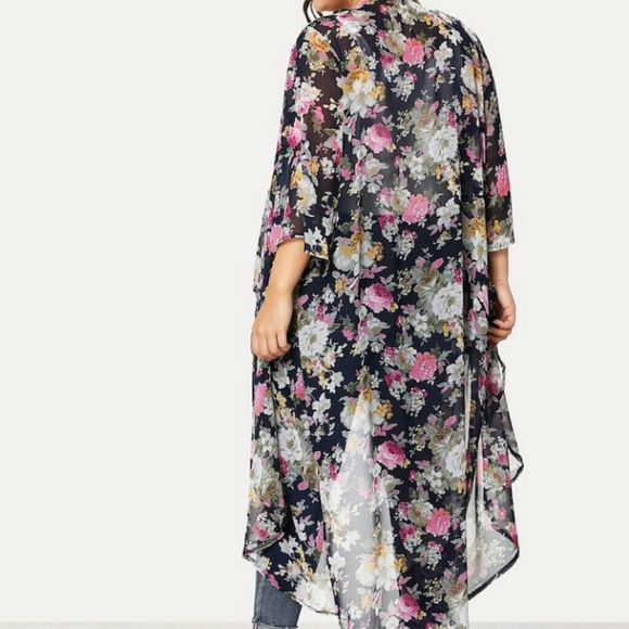 Beautiful Navy Floral Kimono - Picture 3 of 5